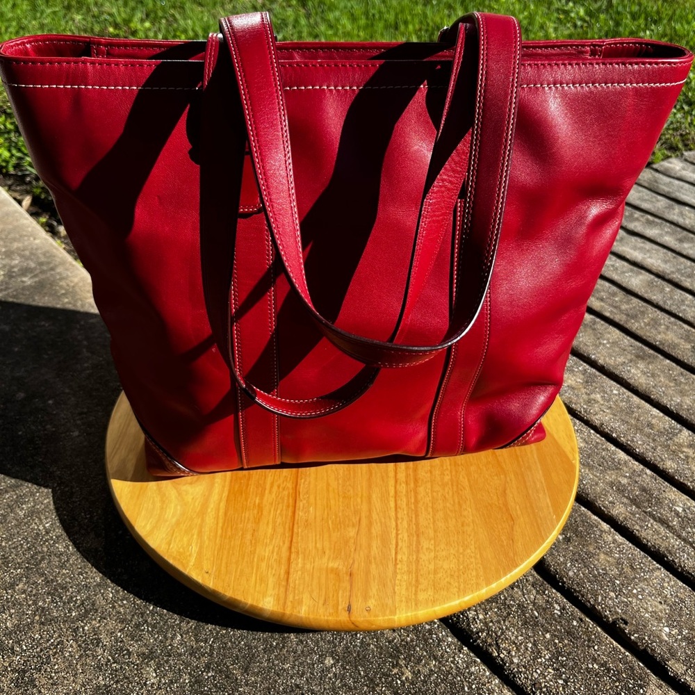 Vintage Coach Hampton Red Leather Shopper Tote Handbag - Picture 3 of 6